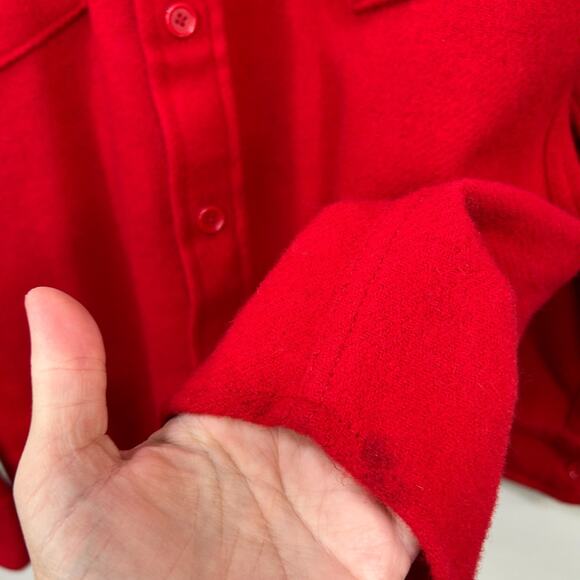 Vintage Woolrich Made in USA Heavy Wool Button Shirt Solid Red Mens L 17 x 35 - Picture 10 of 11